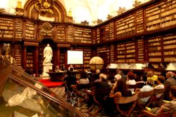 Presentacion de una investigacion sobre  mapas antiguos en la Biblioteca Casanatense in Roma